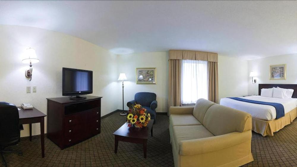 Clarion Pointe-Dillard Near Blue Ridge Mountains Hotel Eksteriør billede