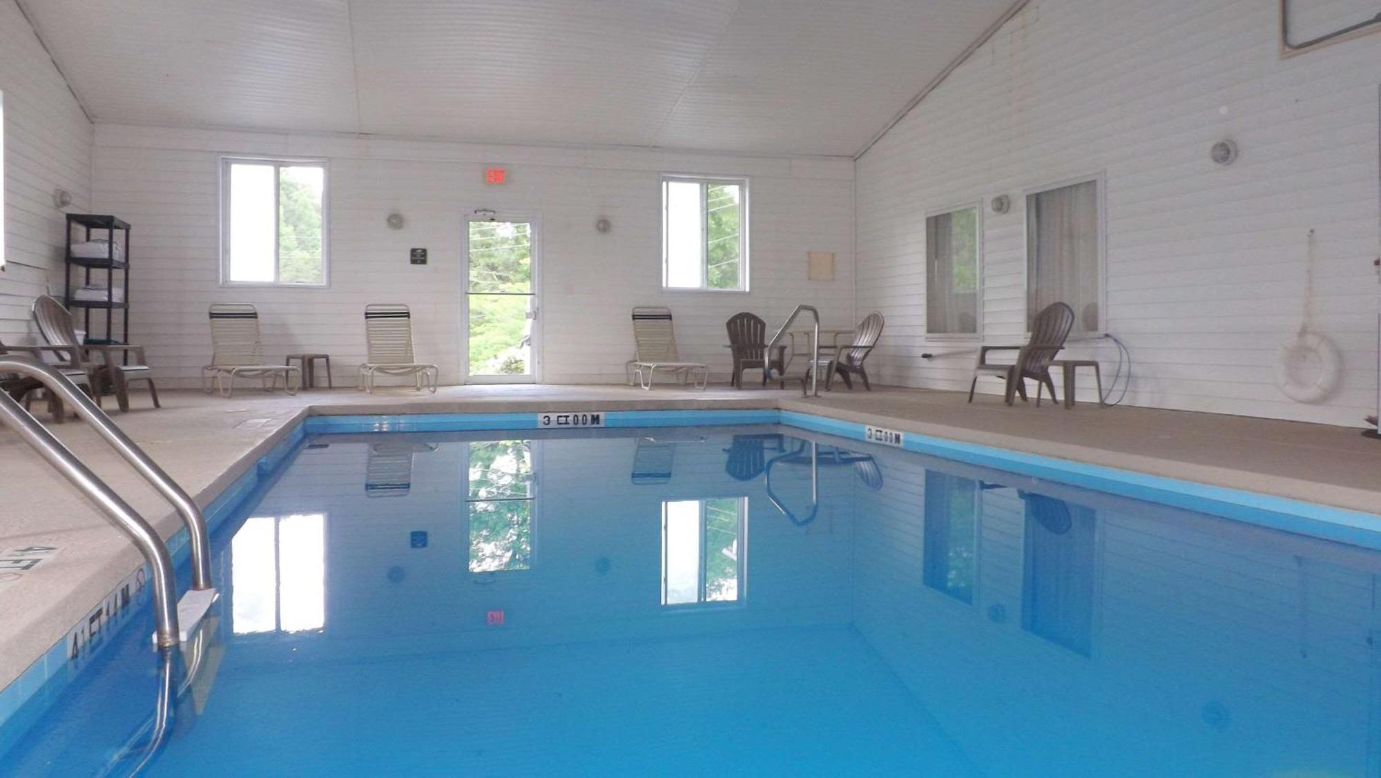 Clarion Pointe-Dillard Near Blue Ridge Mountains Hotel Eksteriør billede